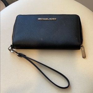 Michael Kors Wristlet